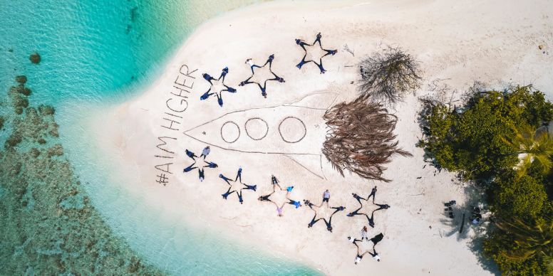 A Drawing Of A Beach